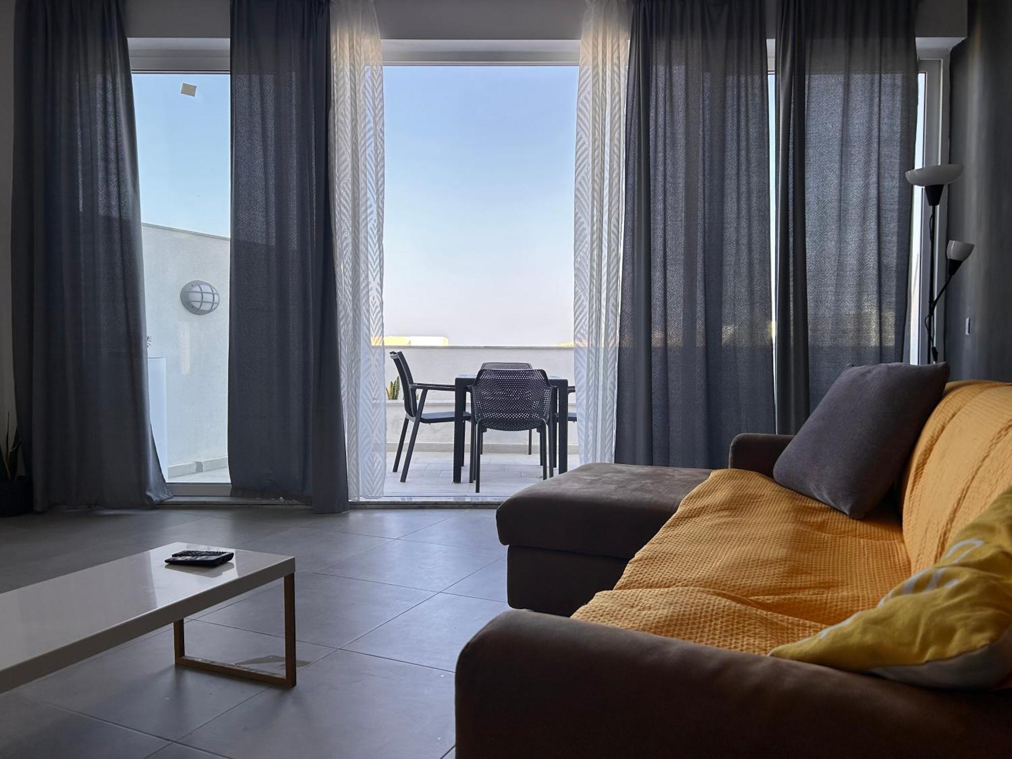 セント・ポールズ・ベイQawra Penthouse 4Person Ac+Wifiアパートメント エクステリア 写真